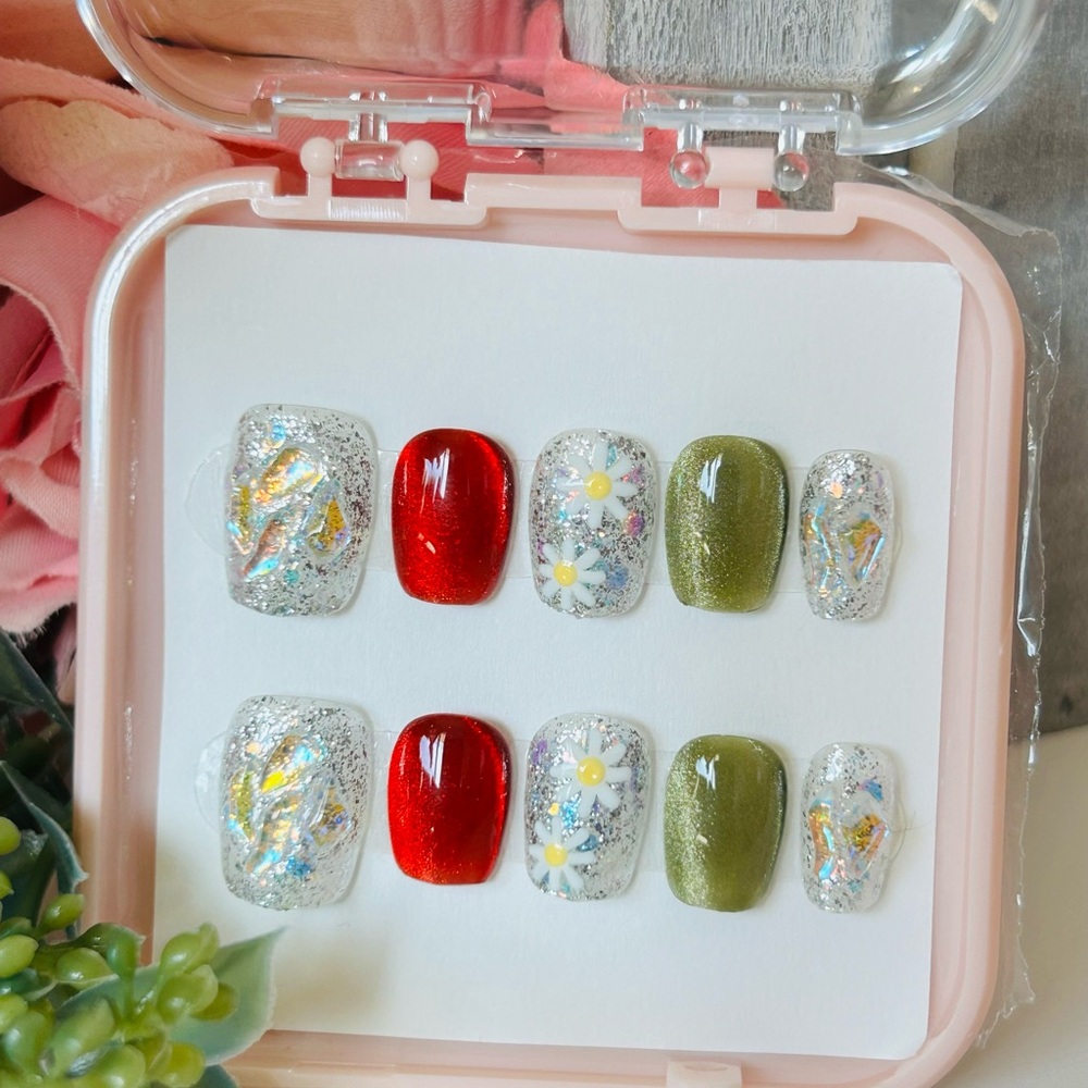 Red and Green Glitter Press-On Nails